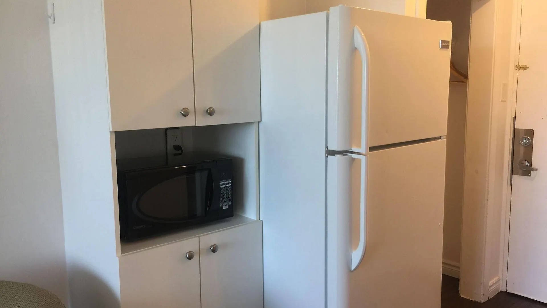 Duvernay Studios And Suites Gatineau
